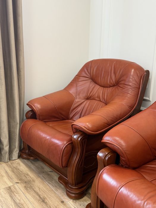 Знижка!! Шкіряний диван і 2 крісла