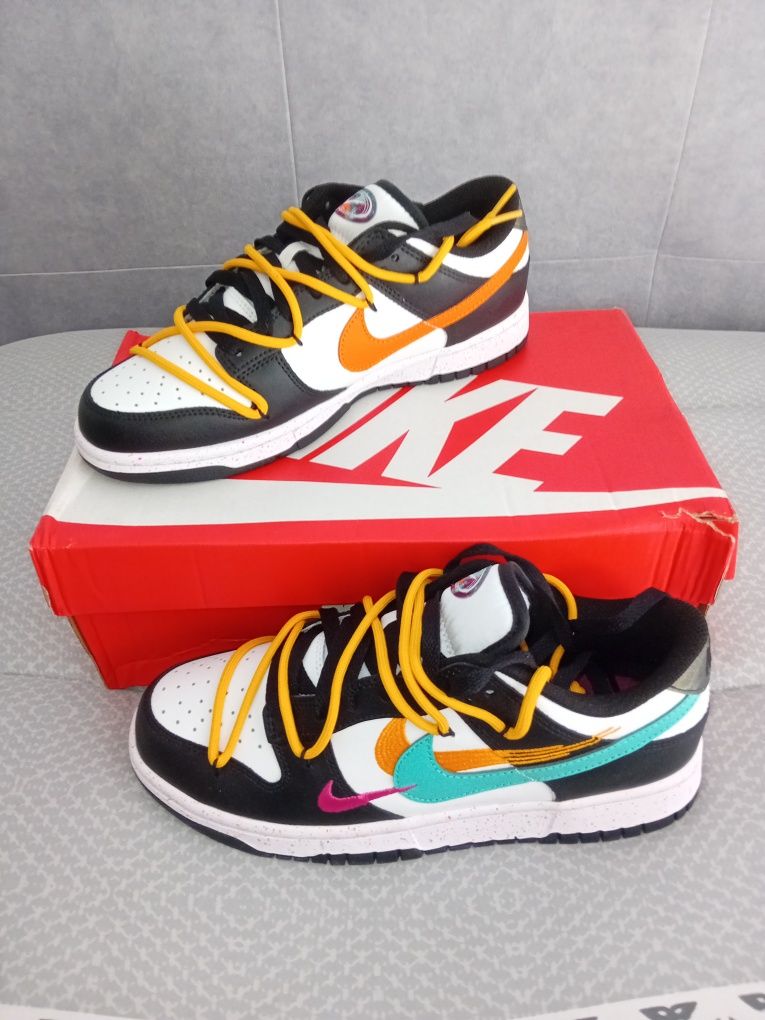 Ténis Nike / 40,5