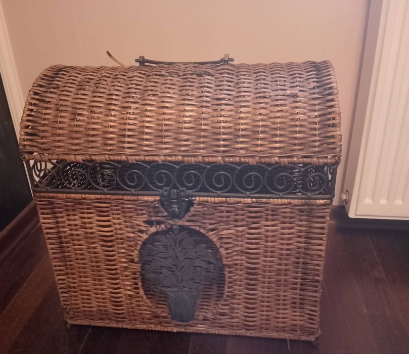 Skrzynia wiklinowa duża