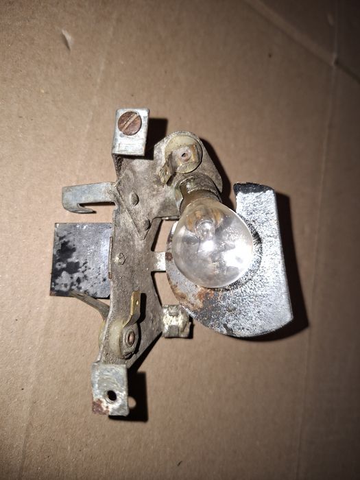 Oryginal oprawa żarówki lampy tyl wsk garbuska shl m17 gazela telewizo