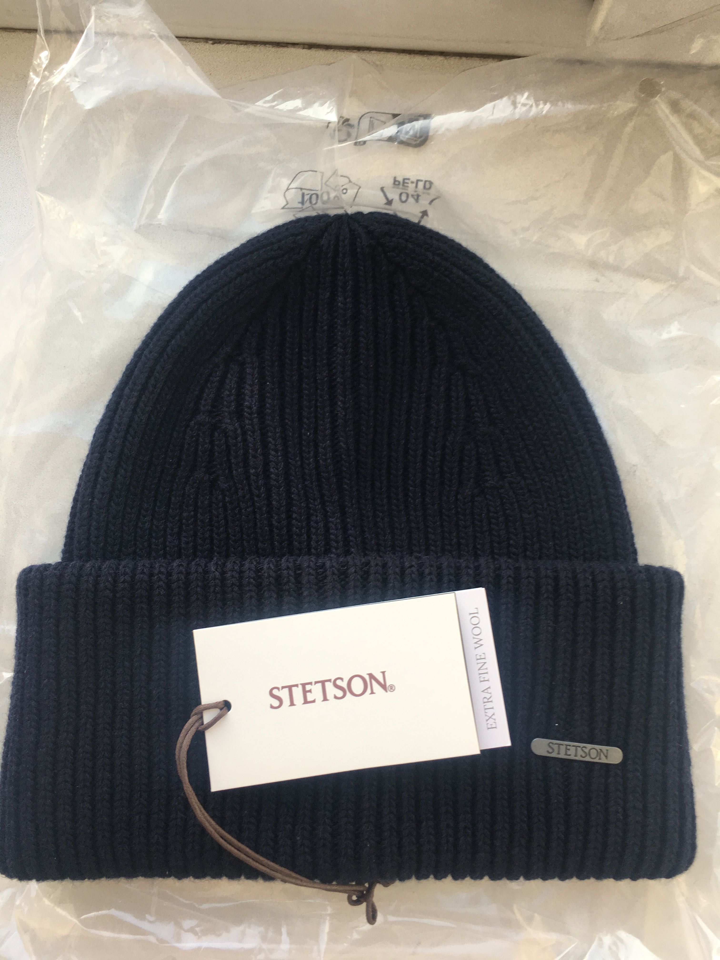 Продам мужскую шапку Stetson
