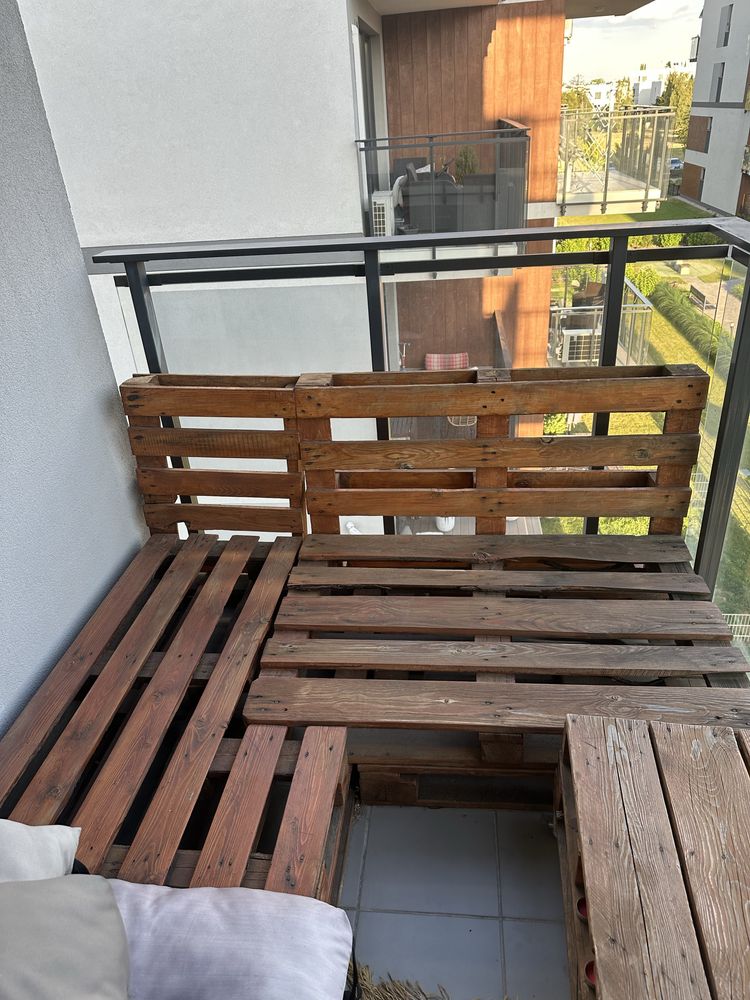 Komplet mebli z palet