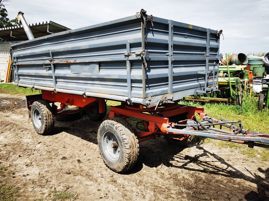 Przyczepa rolnicza Bergmann 8t 3 strony wywrotka zarejestrowana