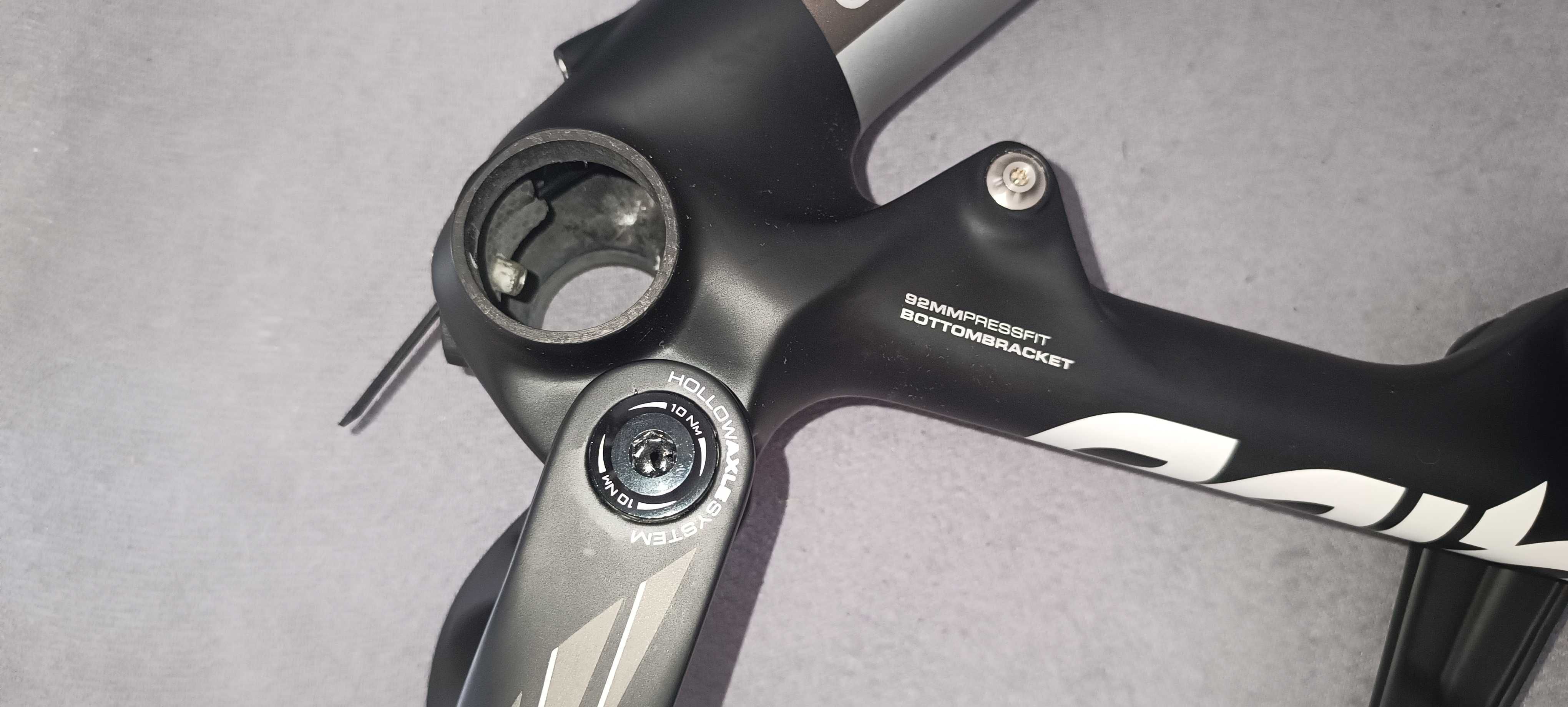 Rama carbonowa SIMPLON rozmiar M.
