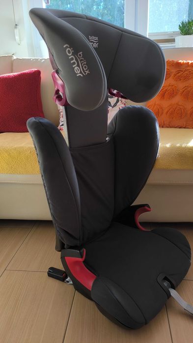 Fotelik samochodowy 15 - 36 kg firmy britax romer