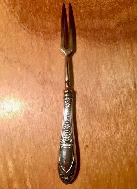 PRATA JAVALI II - 1830 a 1937 - garfo antigo - 18 cm/s