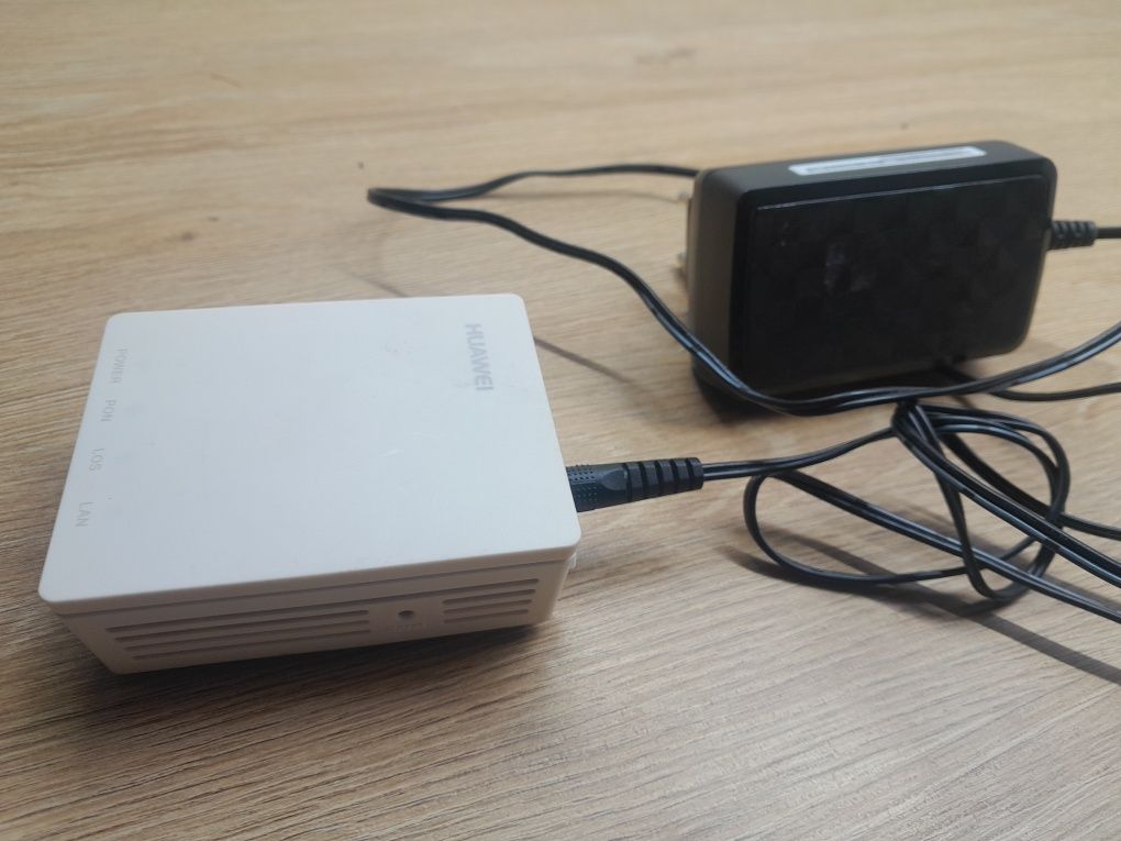 Huawei OptiXstar EG8010Hv6
