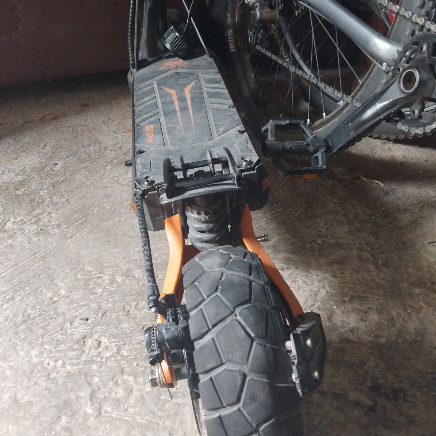 Trotinete kukirin   g2 pro