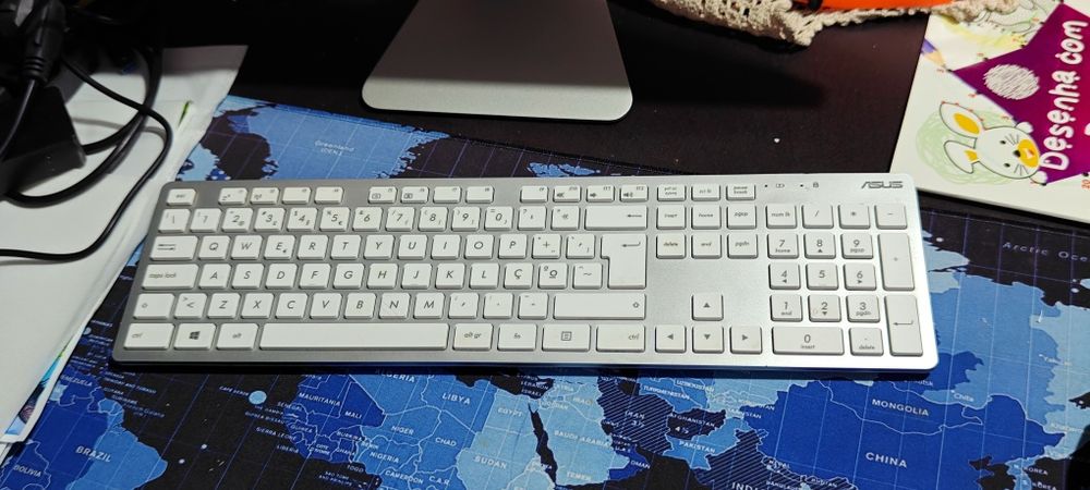 ASUS 22" All in One V222FA 10 geração, 12GB, 256GB