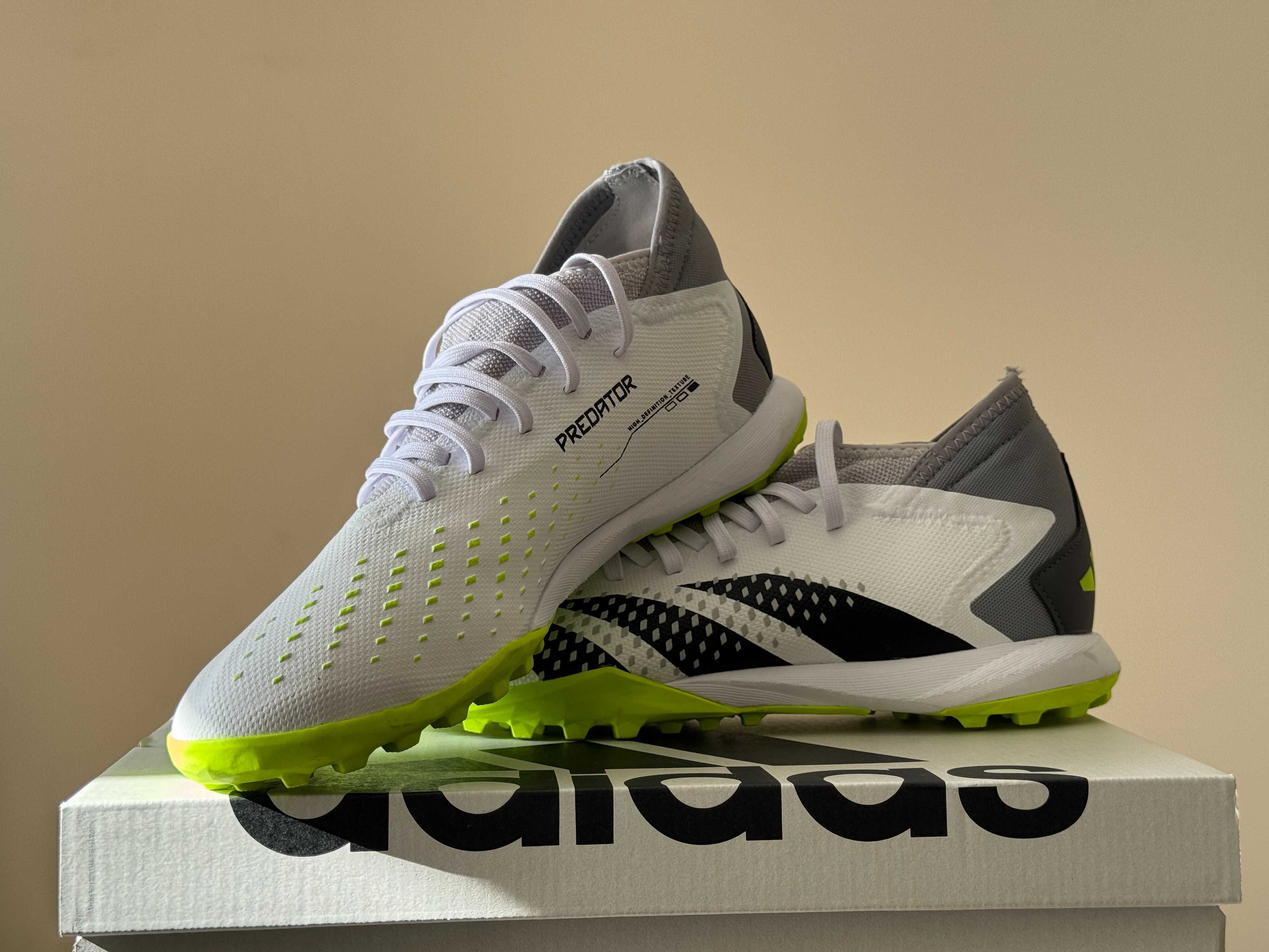adidas Predator NEW сороканіжки сороконожки