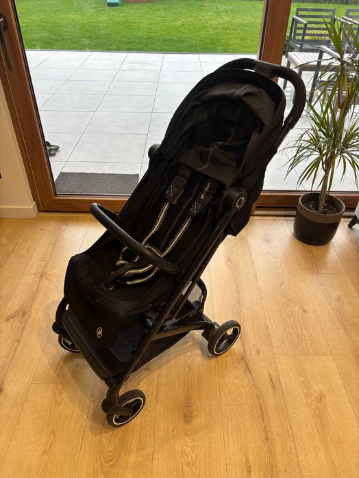WÓZEK SPACEROWY CYBEX BEEZY do 22 kg duże koła Magic Black Czarny