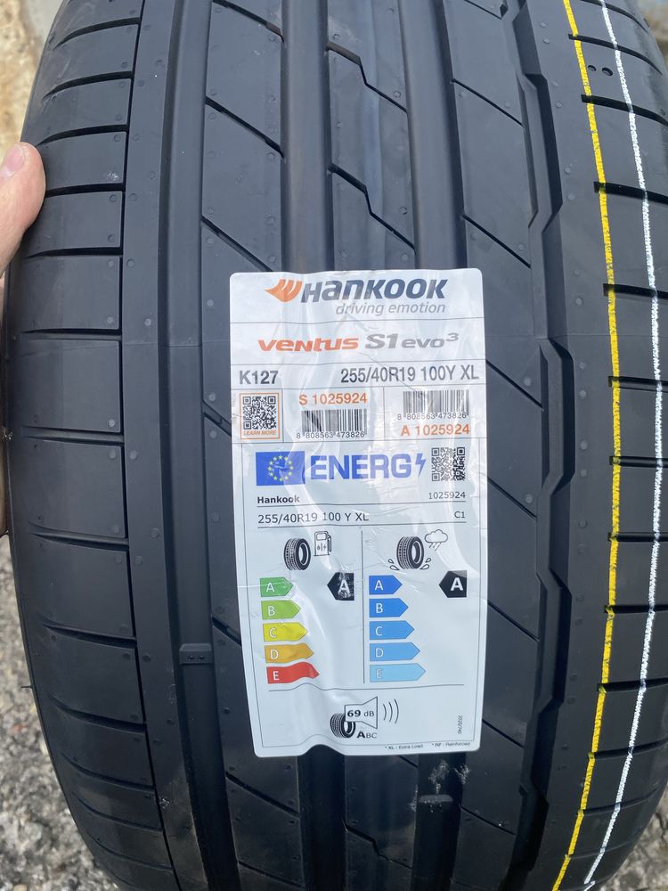 Hankook ventus s1evo3 K127 255/40/R19 100Y XL