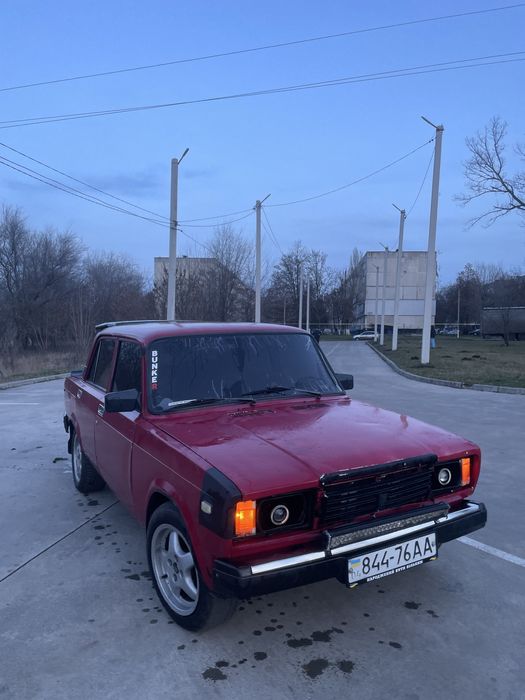 Продам машину ваз 2107