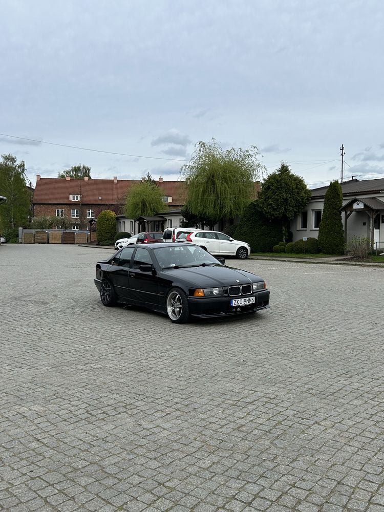 Bmw e36 2.8 drift sedan