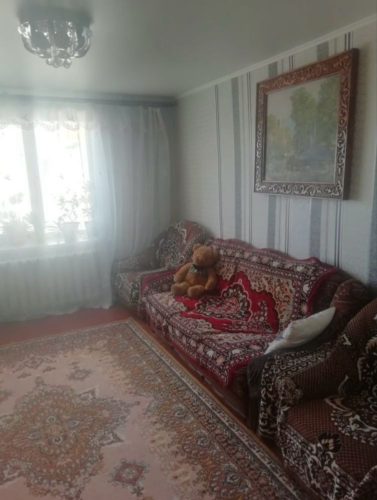 Здається в оренду 3-ох кімнатна квартира по вул. Нижній Горовій.