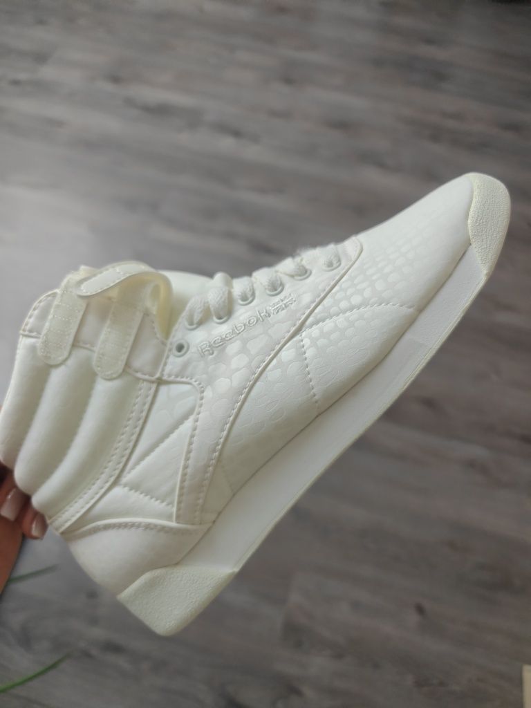 Buty sportowe damskie Reebok 37,5 24cm