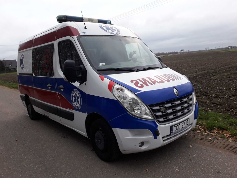 Ambulans renault master 2010 rok. Karetka webasto sanitarny 220v.