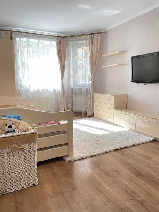 Продаж 1-кімнатної квартири ЖК Софія від Мартинова вул. Миру