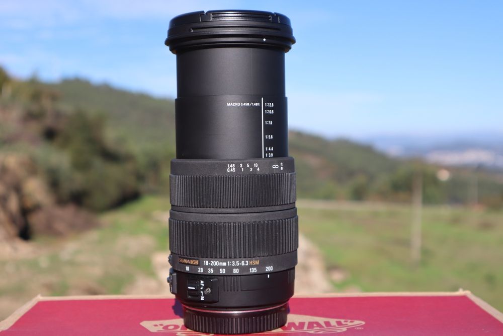 Sigma 18-200 mm F/3.5-6.3 DC OS HSM (Canon EF)