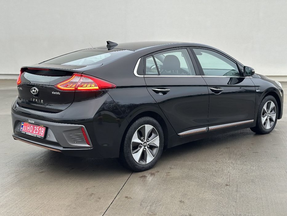 Hyundai Ioniq 2019 рік