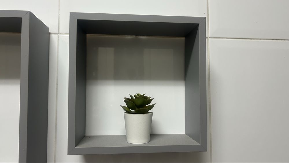 Prateleiras em cubo SPACEO CACTUS SEDA 20/24/28X10CM 15MM (PACK 3 UN)
