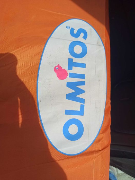 Cama de viagem. Com pouco uso como nova.