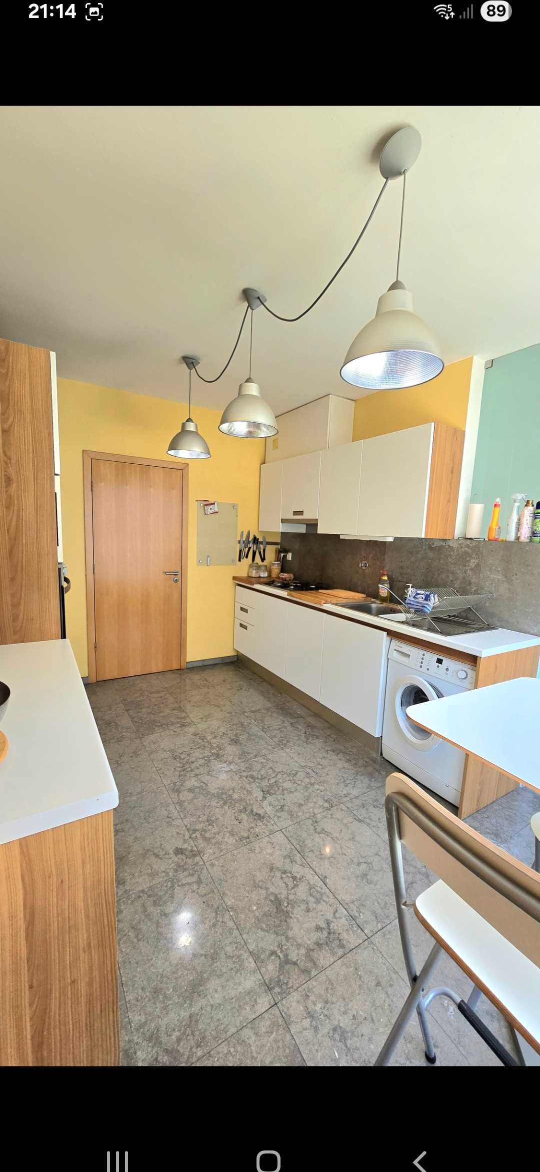 Quarto disponível na Alta de Lisboa
