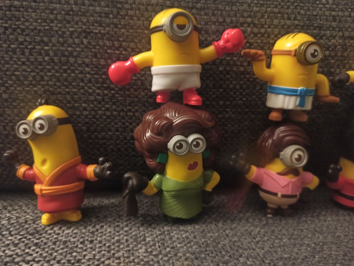 Minionki figurki z Mc Donalds 9 sztuk