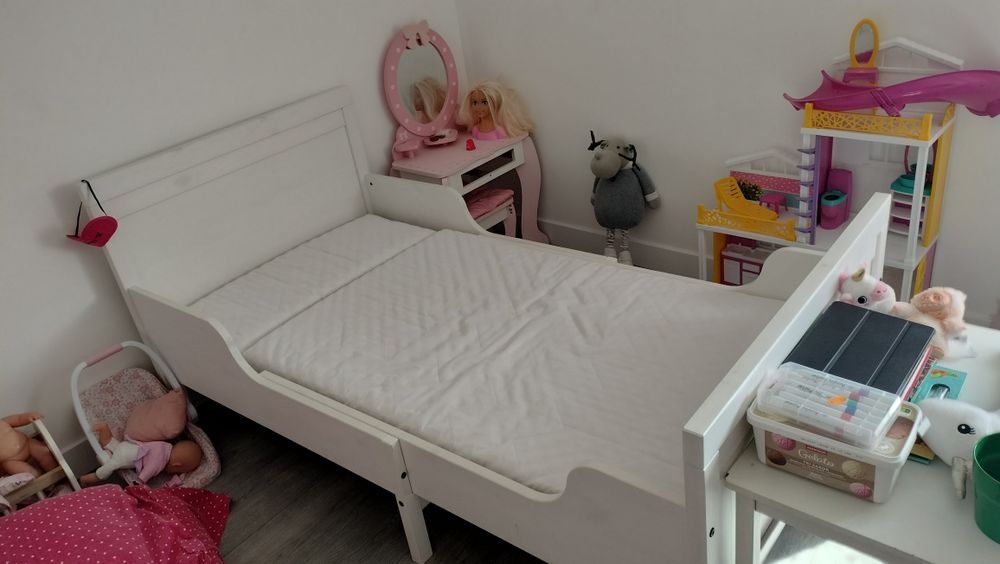 Cama extensível criança + colchão tripartido