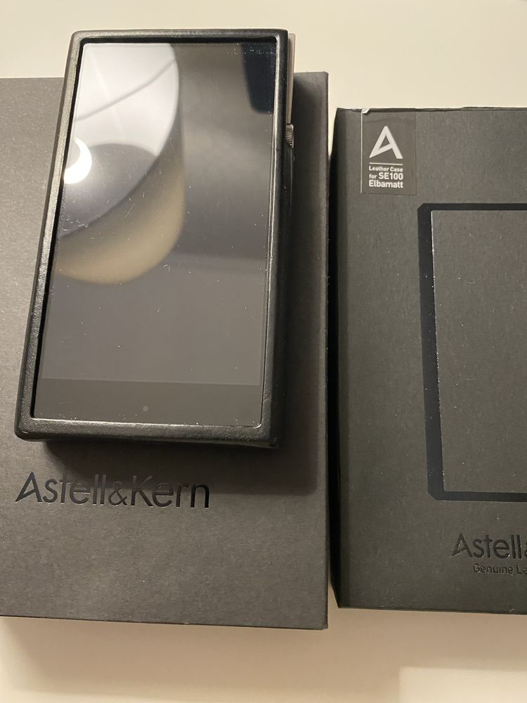Hi-End плеєр Astell&Kern SE100