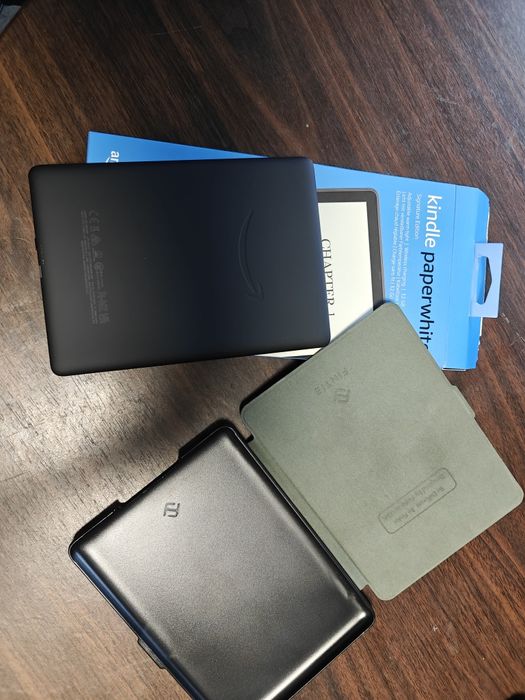 Czytnik Kindle Paperwhite 5 Signature Edition (32GB) + etui