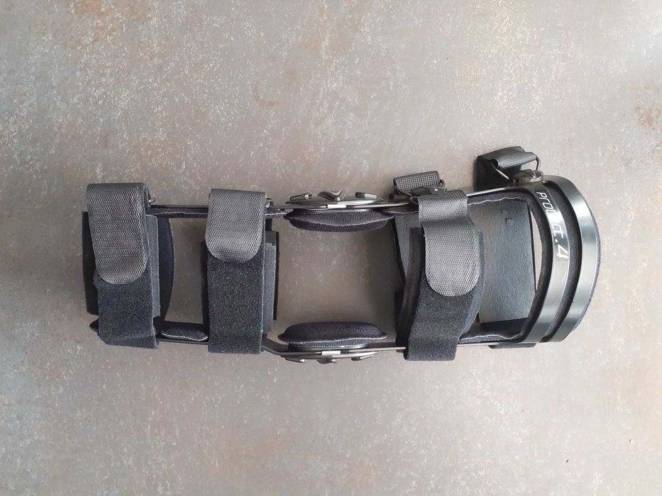 Anatomiczna orteza kolana Protect.4 (kolano prawe)