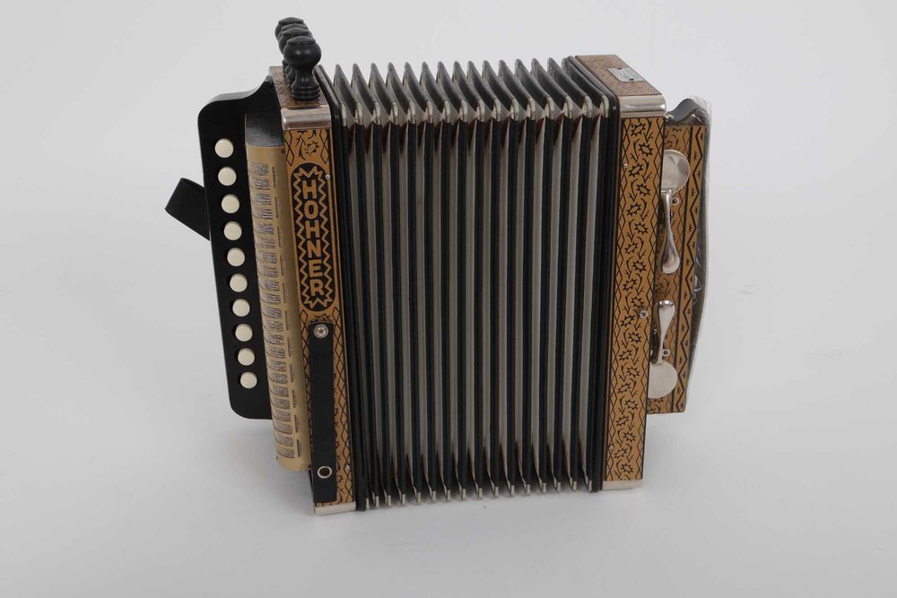 Concertina colecionável Hohner HA-114C