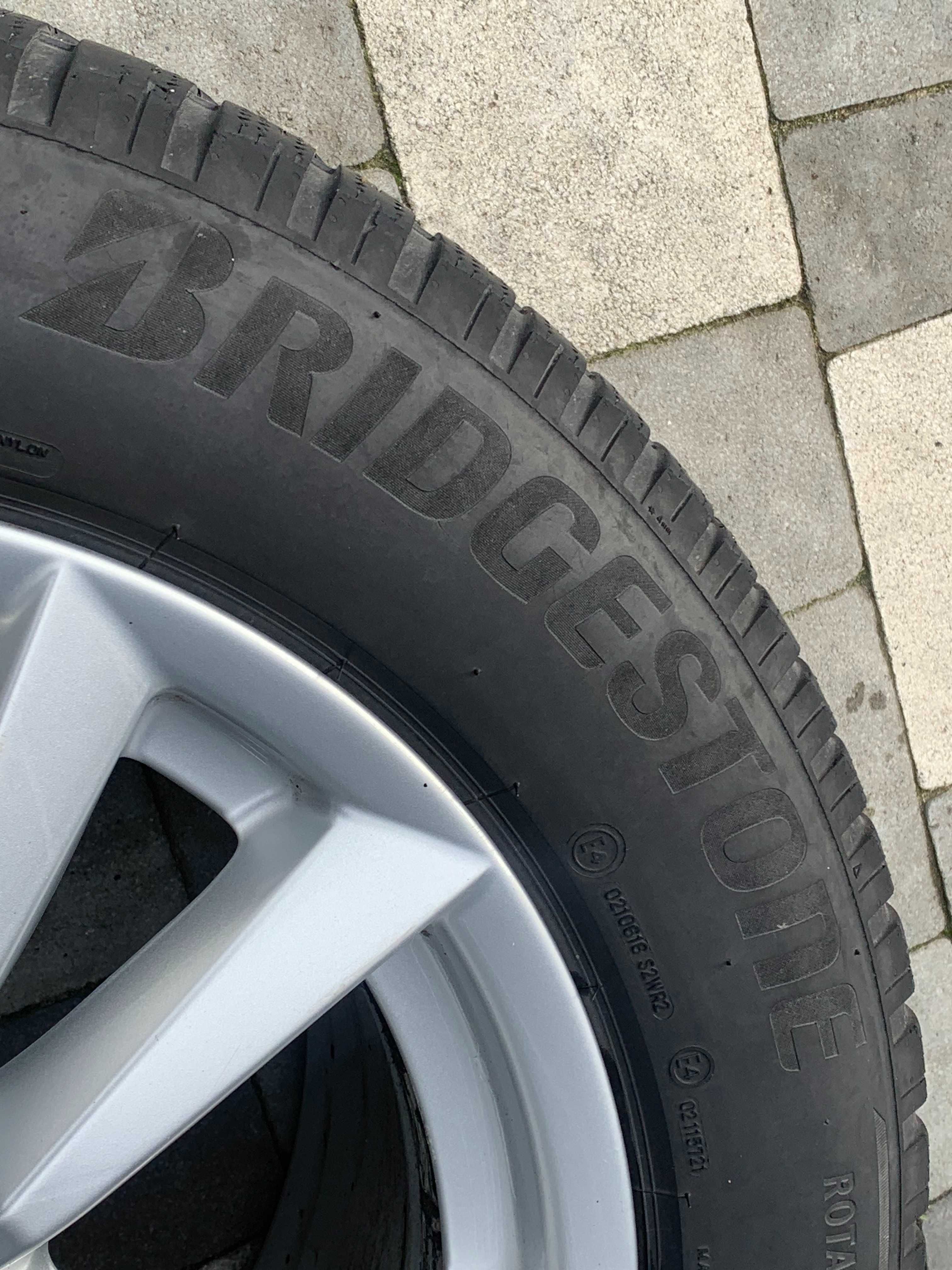 Гума зимова Bridgestone Blizzak-255/55/R18