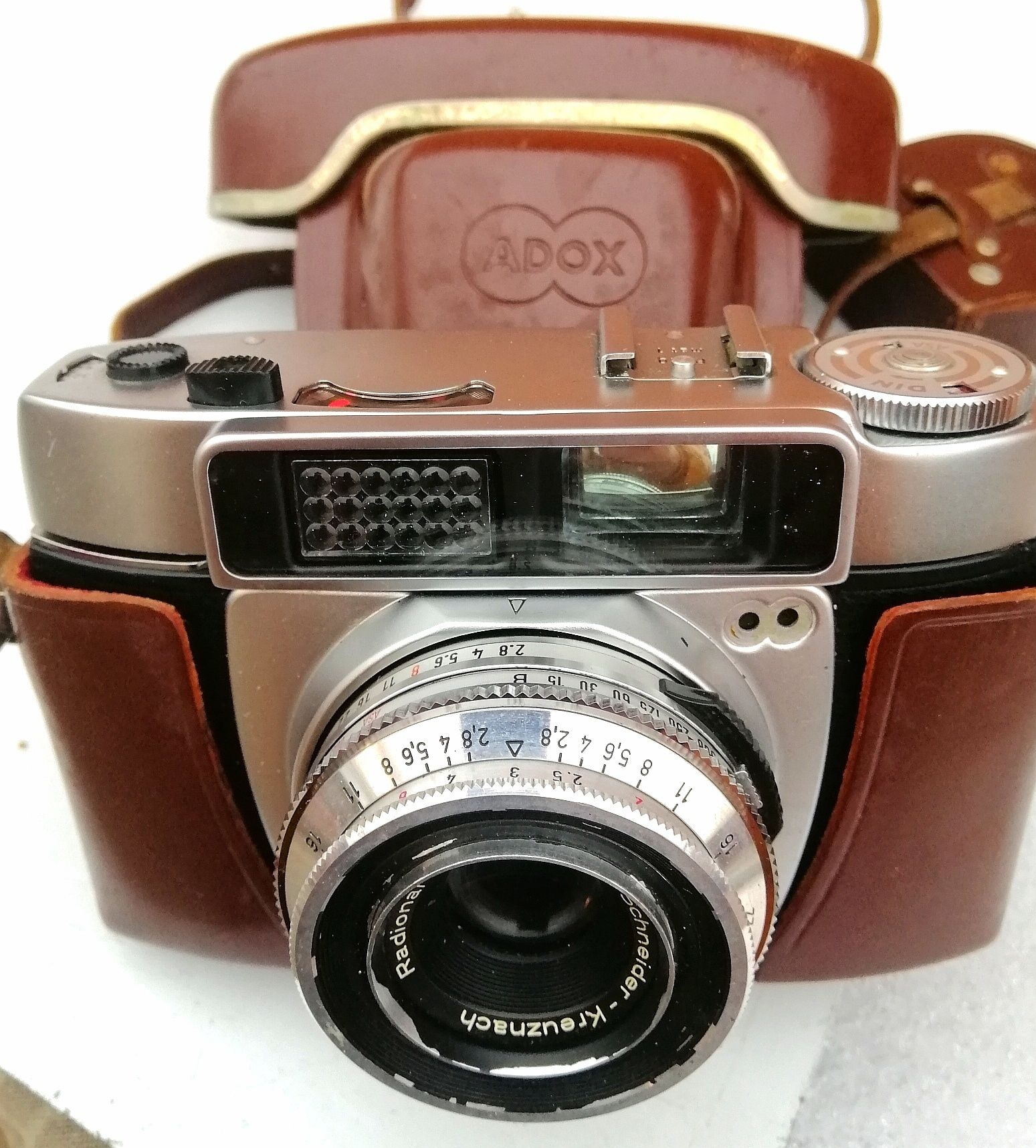 Камера з видошукачем 35 мм від Adox (Dr. Schleussner, Wiesbaden)