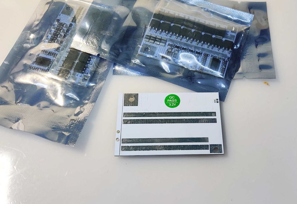 BMS белая  4S (3S 5S) LiFePo4 100A BM3451 c балансировкой батареи
