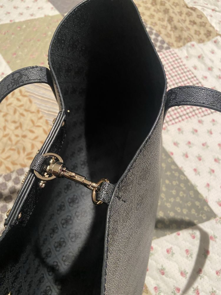 Mala Guess Shopper Brenton