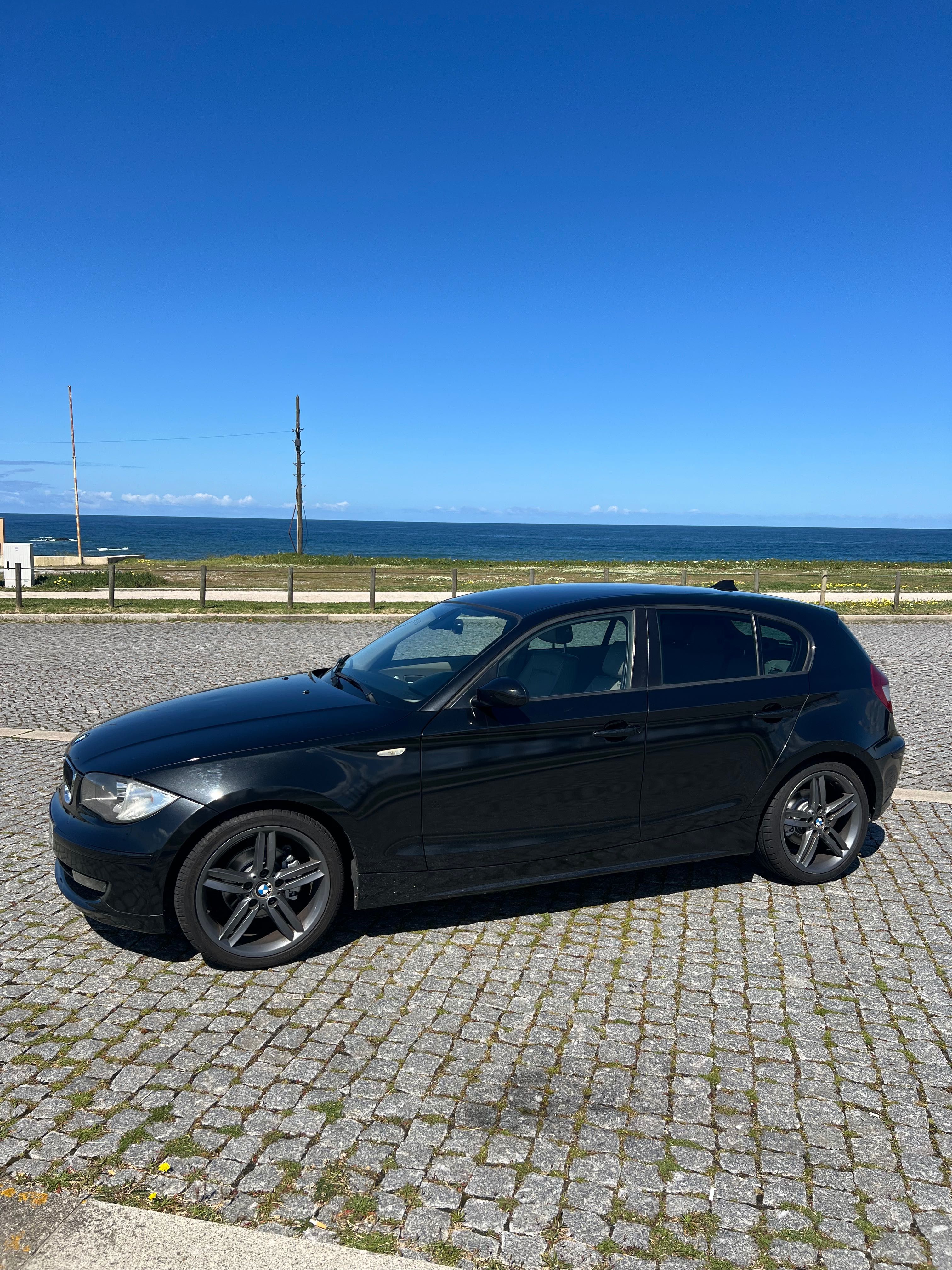 BMW Série 1 118D