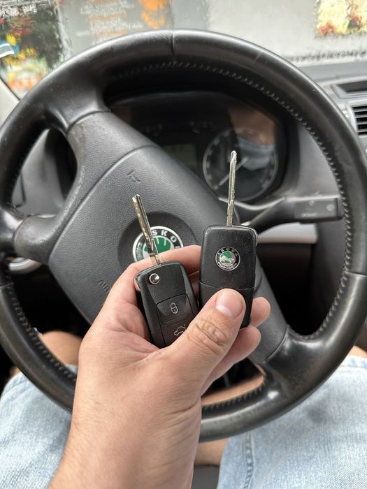 Mobilne kodowanie dorabianie kluczy z immobiliserem pilotem keyless