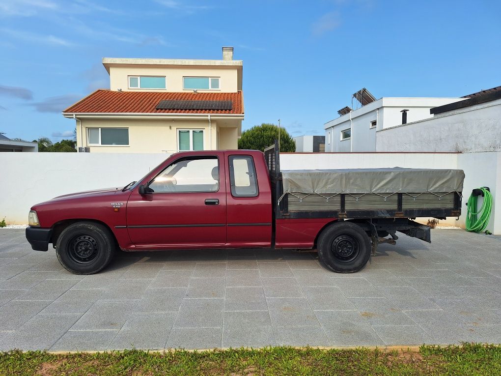 Toyota Hilux 2.4D_1996_235000 km