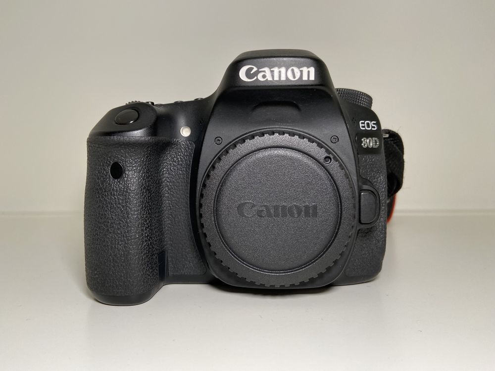 Canon 80d + obiektyw 24 mm f 2.8 EFS Canon super stan