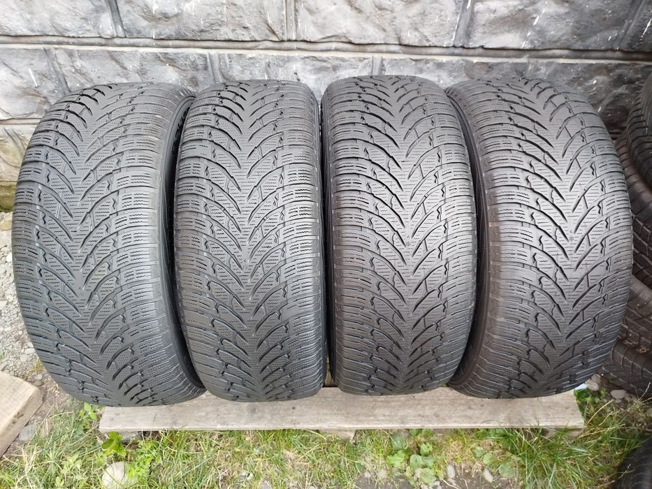 Шини зимові 235-55-18 Nokian WR SUV з Німечини