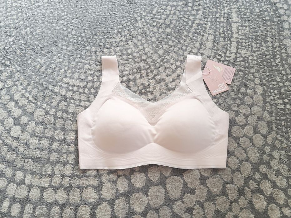 Nowy bezszwowy biustonosz beżowy Magnolia z ozdobną siateczką roz.L