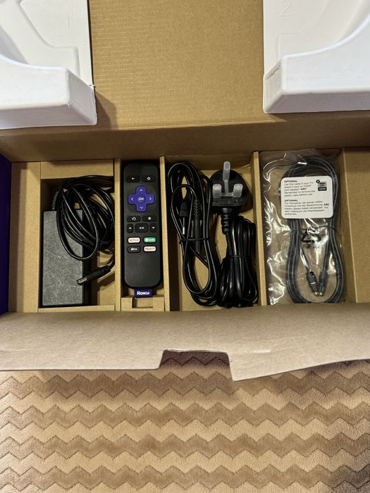 Саундбар Smart приставка Roku Streambar 4K HDR Streaming Device