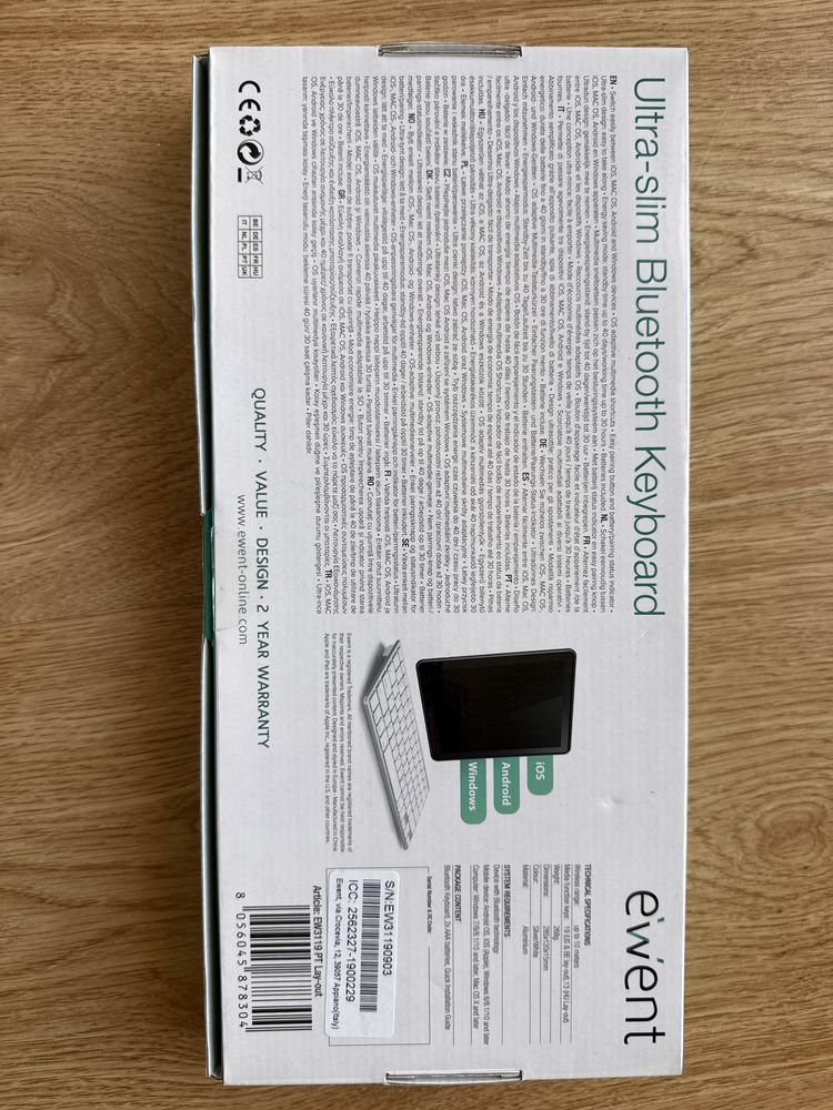 Ewent - Ultra-Slim Bluetooth Keyboard ideal for Tablets