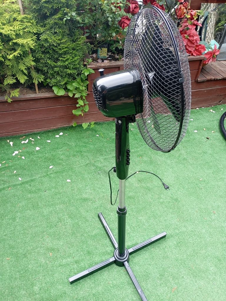 Wentylator podłogowy stojacy  czarny Volteno VO0027, moc 40W- niespraw