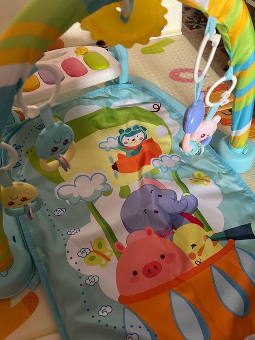 Килимок розвиваючий з піаніно для немовлят