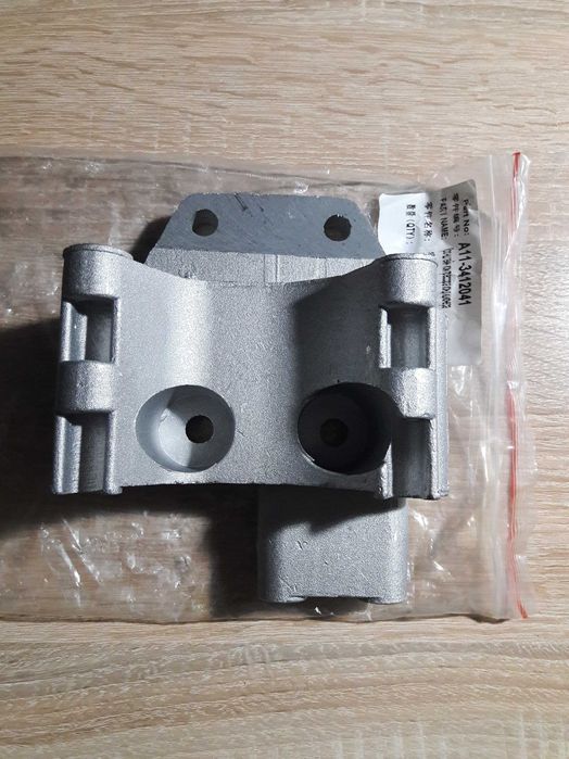 Кронштейн кондиционера Чері Амулет, Chery Amulet