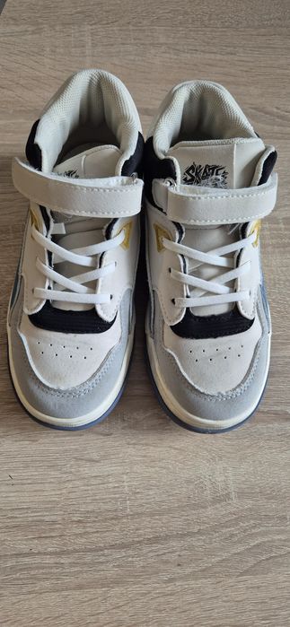 Buty za kostkę 33