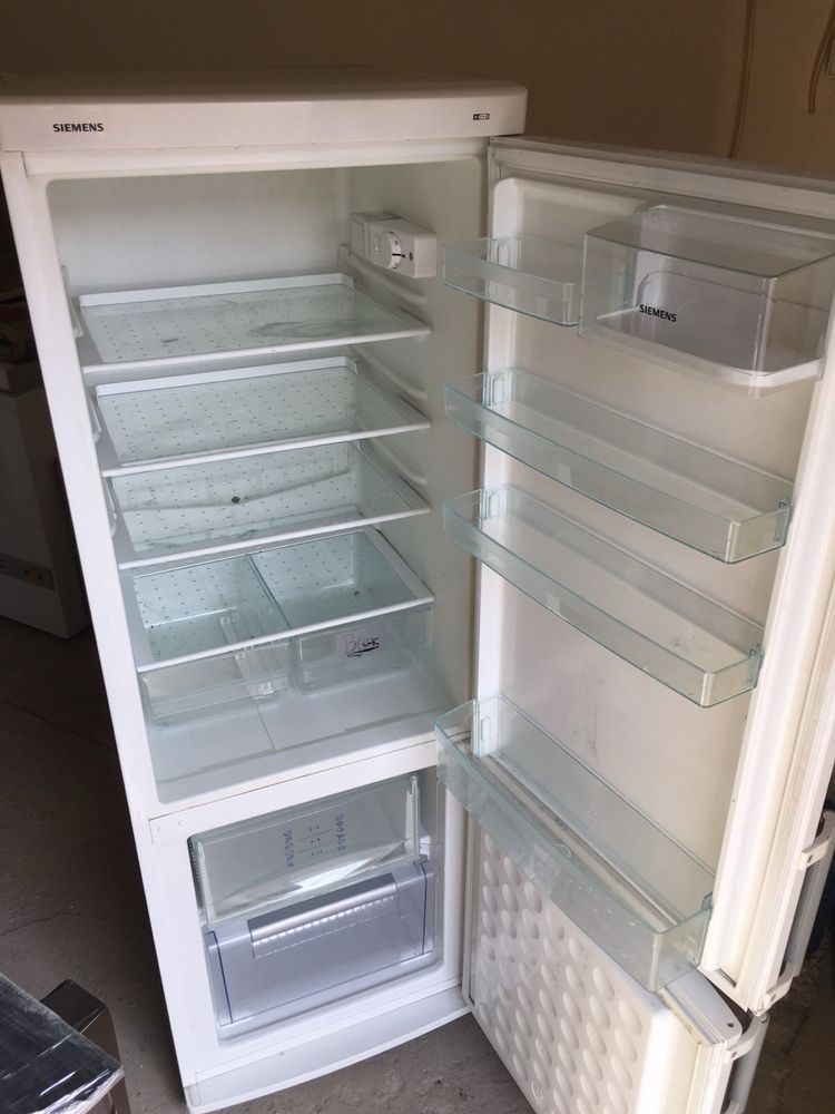Холодильник б/в